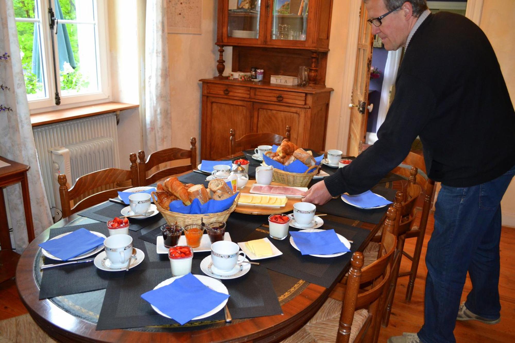 Bed and Breakfast Le Manoir Souillac Exterior foto
