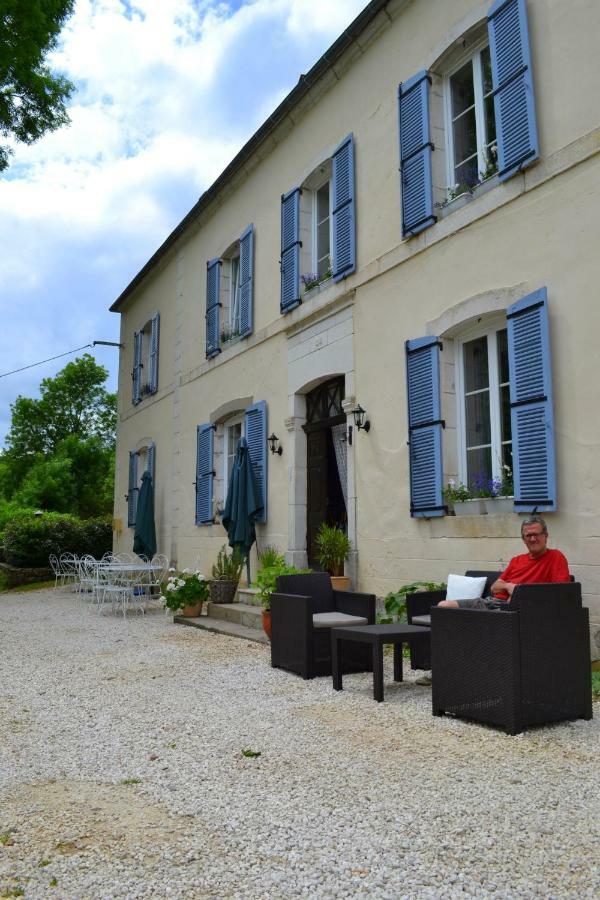 Bed and Breakfast Le Manoir Souillac Exterior foto